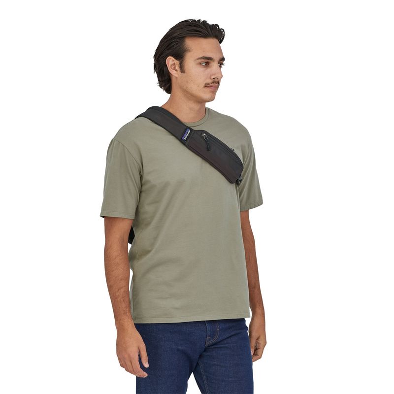 Mochila-Unisex--Atom-Sling-8L-Negra-Patagonia