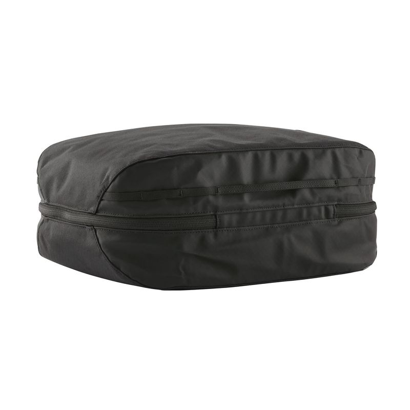 Neceser-Black-Hole-Cube-Grande-Negro-Patagonia