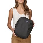 Neceser-Black-Hole-Cube-Grande-Negro-Patagonia